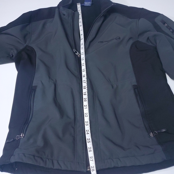 Free Country Black and Gray Outer Jacket - Picture 14 of 16